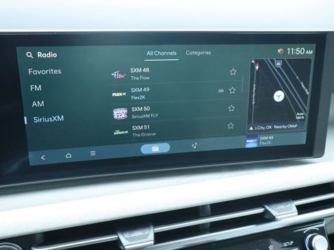 New 2025 Hyundai Tucson SEL image 13