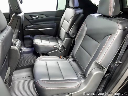 New 2026 Chevrolet Traverse Z71 w/ Driver Confidence Package image 10