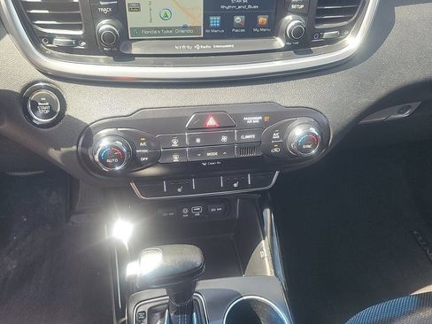 Used 2017 Kia Sorento SX AWD/4WD image 10