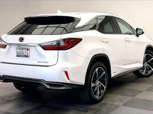 Used 2019 Lexus RX 450h AWD w/ Luxury Package image 13