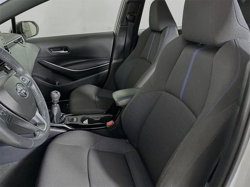 Used 2022 Toyota Corolla SE image 8