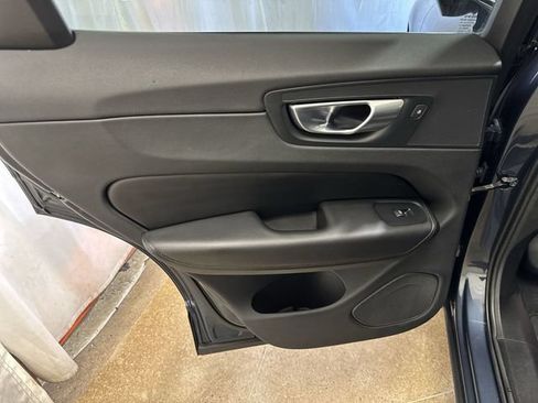 Used 2024 Volvo XC60 B5 Plus AWD/4WD image 23