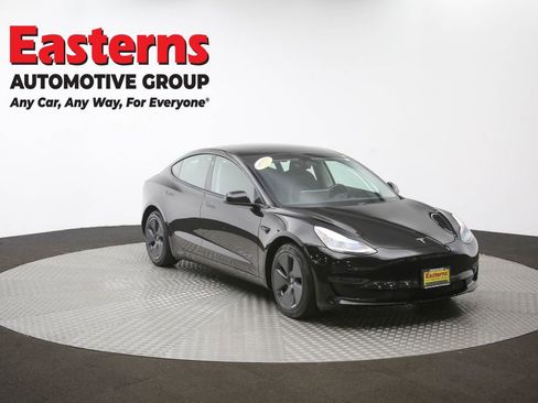 Used 2021 Tesla Model 3 Standard Range Plus image 48