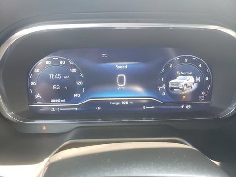 Used 2024 Chevrolet Tahoe High Country w/ Premium Package 2 AWD/4WD image 33
