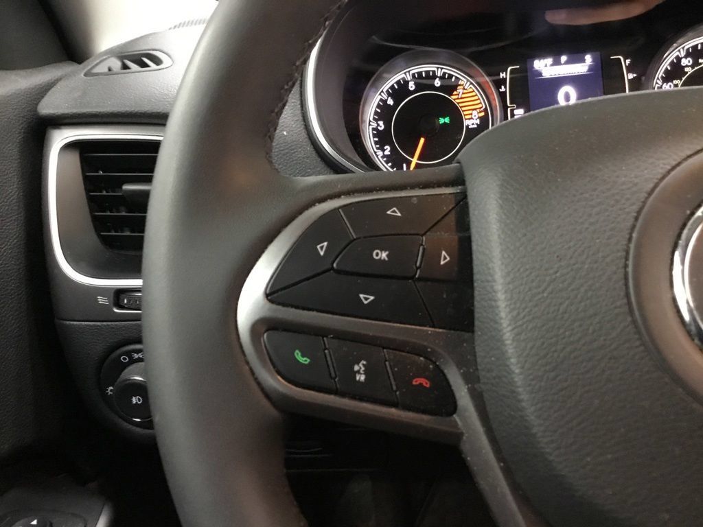 Used 2021 Jeep Cherokee Latitude Lux AWD/4WD image 35