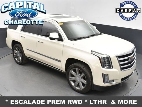 Used 2015 Cadillac Escalade Premium image 26