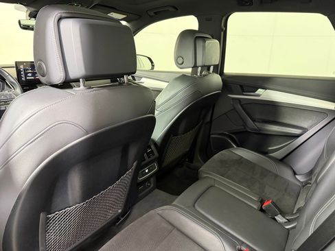 Certified 2023 Audi Q5 e Premium Plus w/ Premium Plus Package image 21