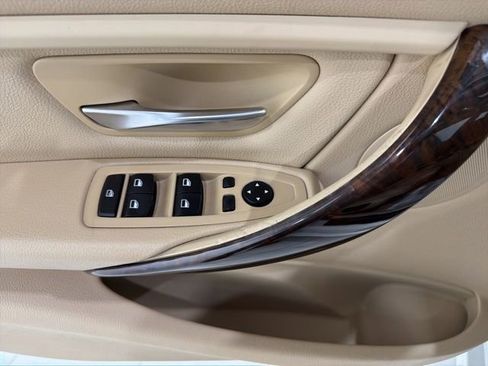 Used 2013 BMW 328i xDrive Sedan AWD/4WD image 11