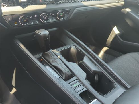 Used 2023 Honda Accord EX image 23