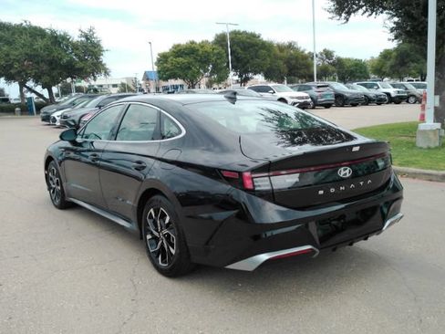 Used 2025 Hyundai Sonata SEL FWD image 11