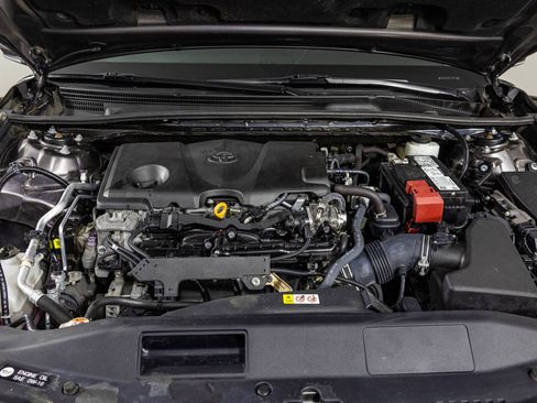 Used 2022 Toyota Camry SE w/ Cold Weather Package FWD image 45