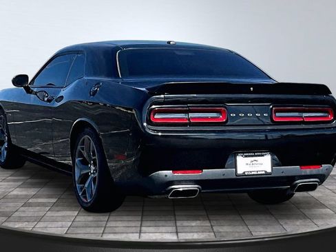 Used 2015 Dodge Challenger R/T w/ Quick Order Package 22B R/T RWD image 13