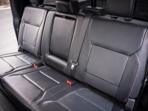 Used 2023 Ford F250 Lariat image 28