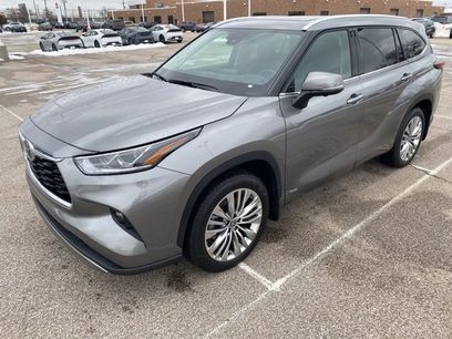 New 2026 Toyota Highlander Platinum