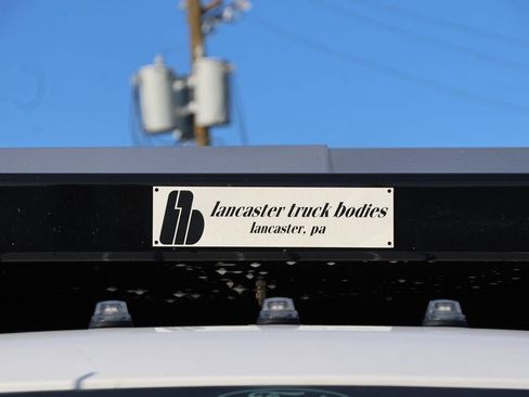 Used 2024 Ford F550 4x4 Regular Cab Super Duty image 11