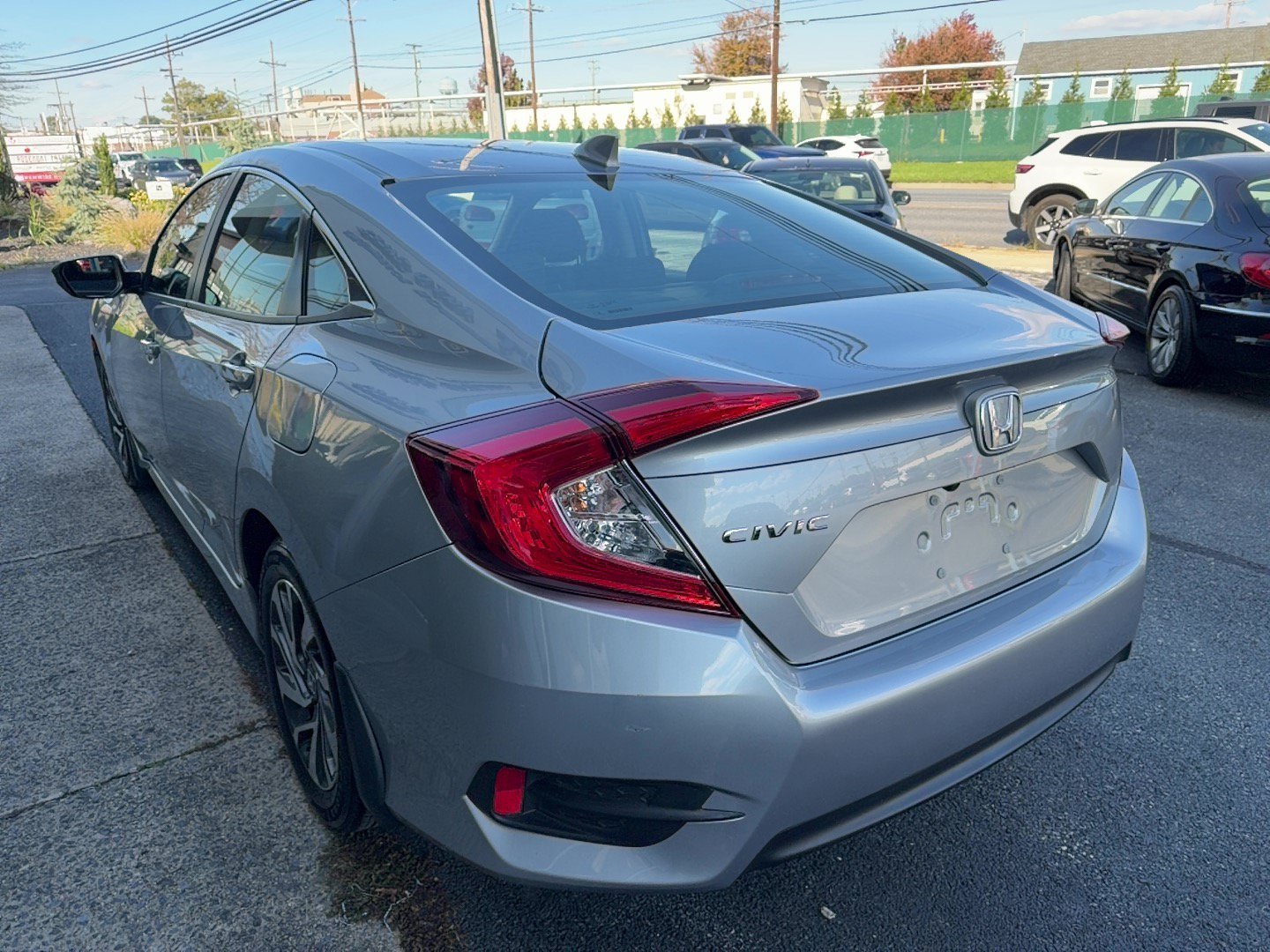 Used 2018 Honda Civic EX image 4