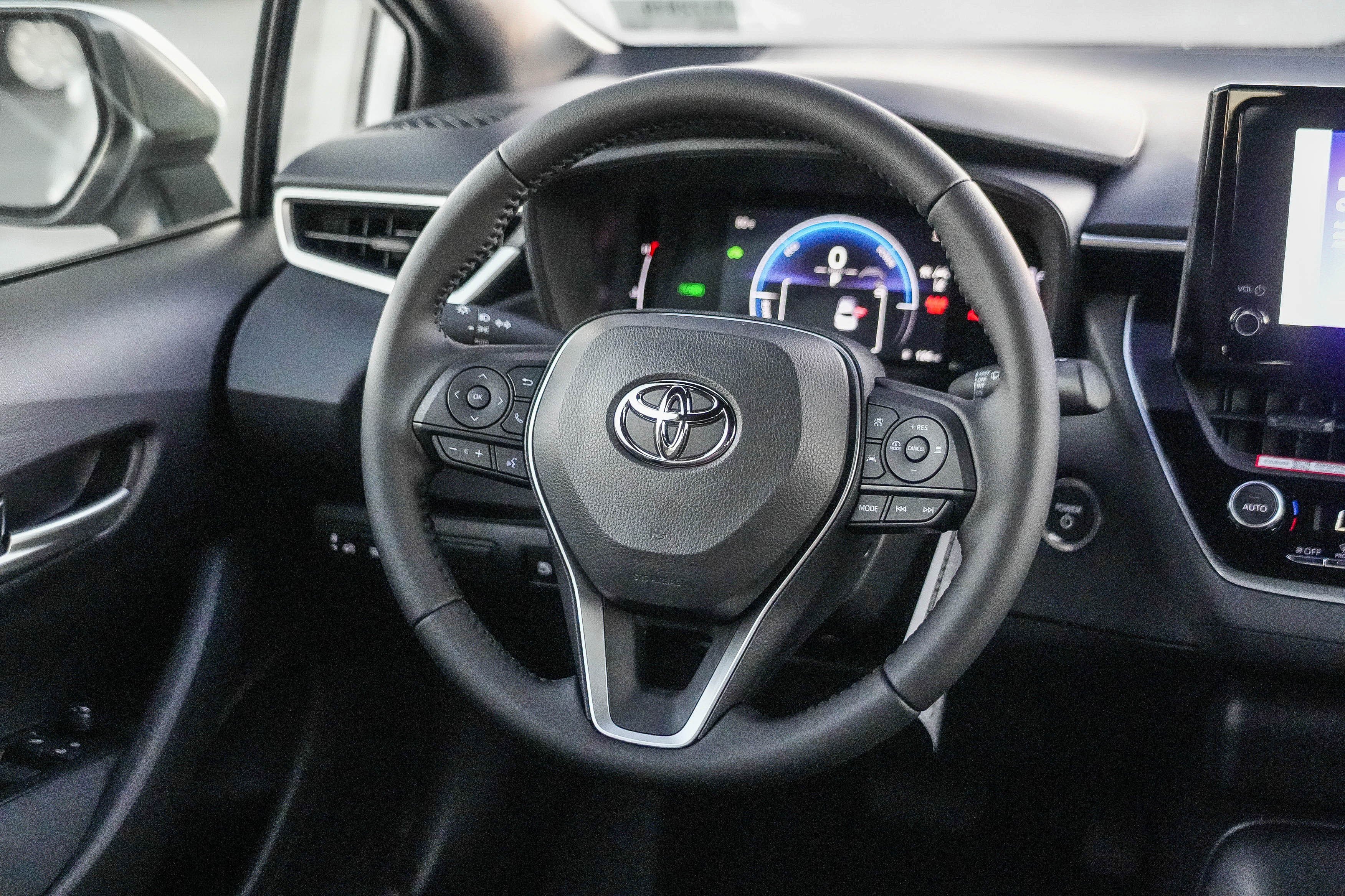 New 2027 Toyota Corolla SE FWD image 18