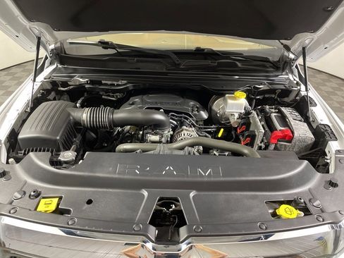 Used 2019 RAM 1500 Laramie image 25