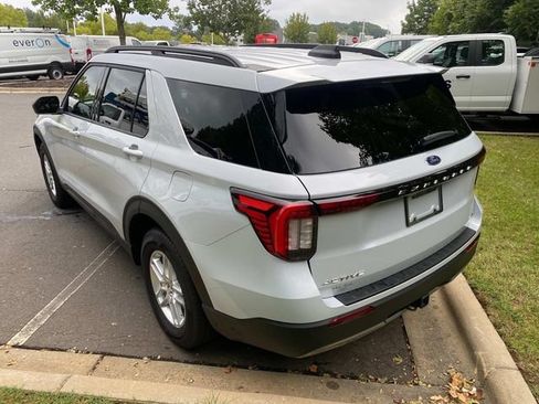 Used 2026 Ford Explorer Active w/ Active Comfort Package AWD/4WD image 31