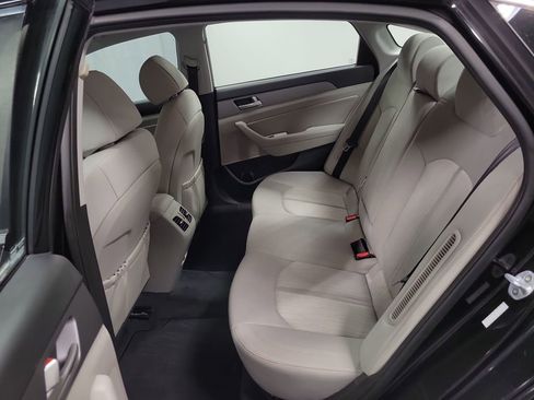 Used 2019 Hyundai Sonata Plug-In Hybrid image 23