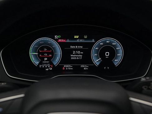 Used 2022 Audi Q5 e Premium w/ Convenience Package image 31