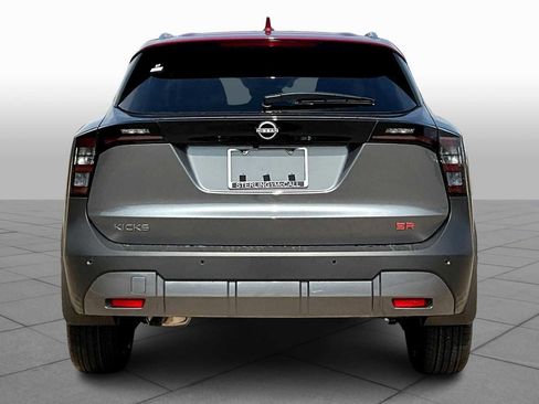 New 2025 Nissan Kicks SR image 4