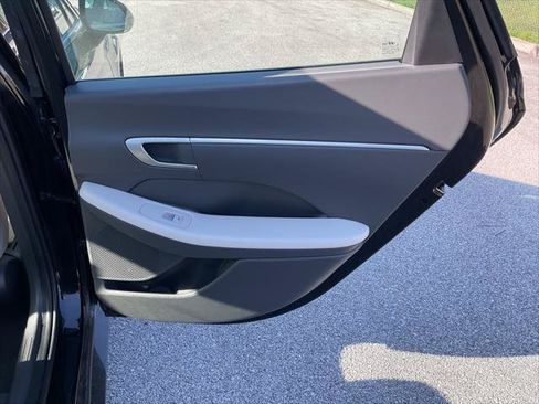 Used 2025 Hyundai Sonata SEL FWD image 27