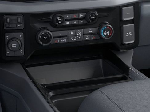 New 2026 Ford F250 XLT w/ XLT Premium Package AWD/4WD image 18