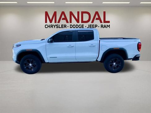 Used 2024 GMC Canyon Elevation w/ Convenience Package AWD/4WD image 8