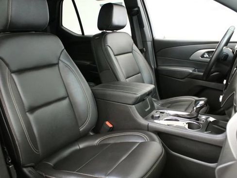Used 2023 Chevrolet Traverse LT AWD/4WD image 31