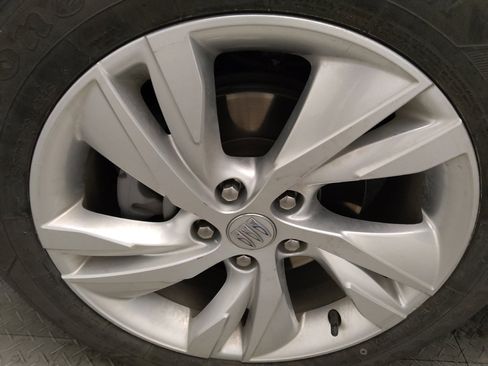 Used 2024 Buick Encore GX Preferred FWD image 31