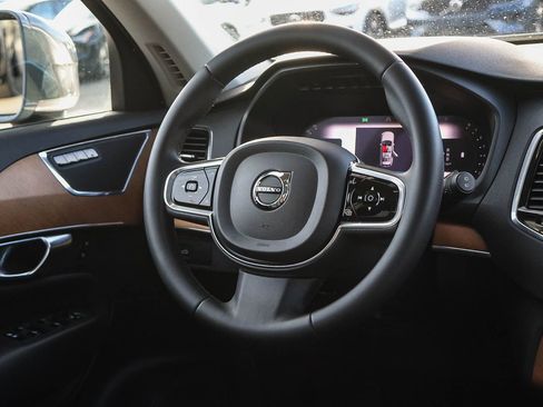 Used 2023 Volvo XC90 B5 Plus w/ Protection Package Premier image 26