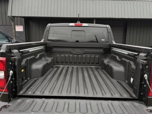 Used 2025 Ford Maverick Lobo image 17