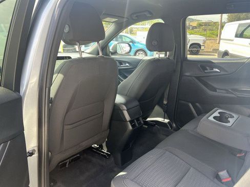 Used 2025 Chevrolet Equinox LT image 21