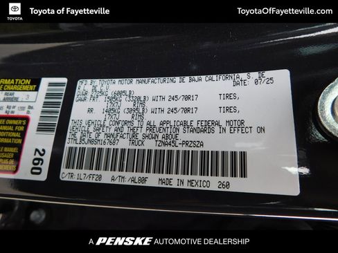 Used 2025 Toyota Tacoma SR5 AWD/4WD image 9