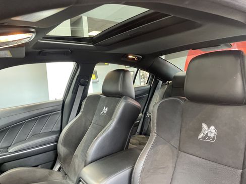 Used 2023 Dodge Charger Scat Pack w/ Plus Group RWD image 31