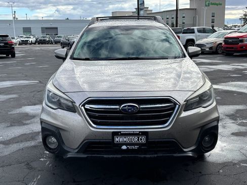 Used 2019 Subaru Outback 2.5i Limited AWD/4WD image 2