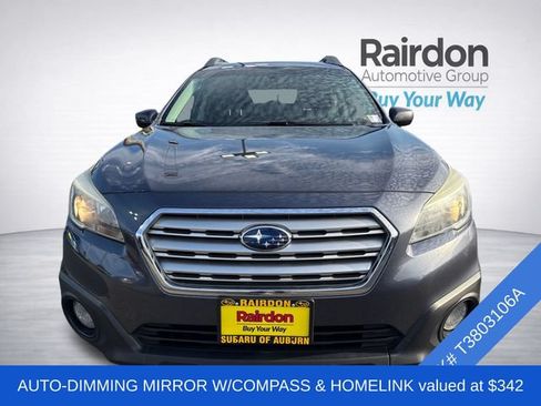 Used 2017 Subaru Outback 2.5i Premium AWD/4WD image 2