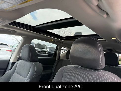 Used 2019 Nissan Murano SV w/ Premium Package image 7