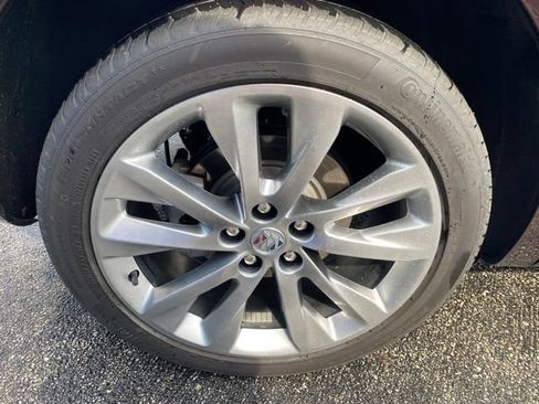 Used 2023 Buick Envision Avenir AWD/4WD image 12