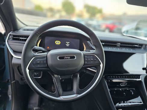 New 2026 Jeep Grand Cherokee L Limited image 21