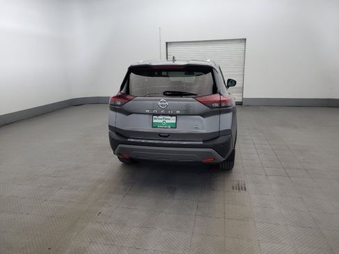 Used 2021 Nissan Rogue SV w/ Premium Package FWD image 7