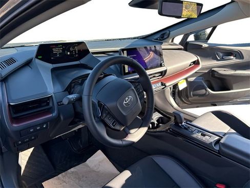 New 2026 Toyota Prius Plug-In Hybrid image 9