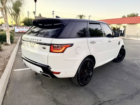 Used 2020 Land Rover Range Rover Sport HST image 4