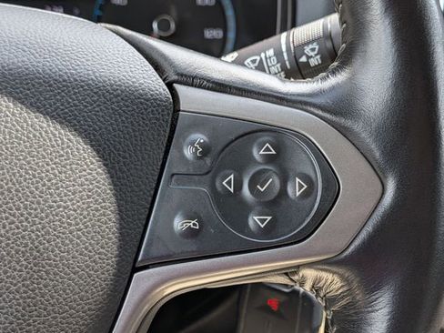 Used 2022 Chevrolet Colorado Z71 AWD/4WD image 20
