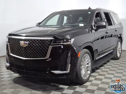 Used 2023 Cadillac Escalade Premium Luxury w/ Performance Package AWD/4WD image 3