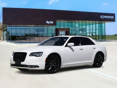 Used 2023 Chrysler 300 S w/ Comfort Group