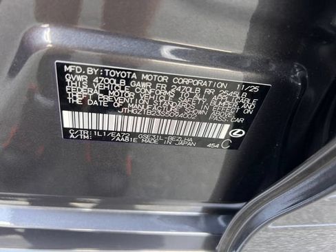 Used 2025 Lexus IS 350 F Sport RWD image 38