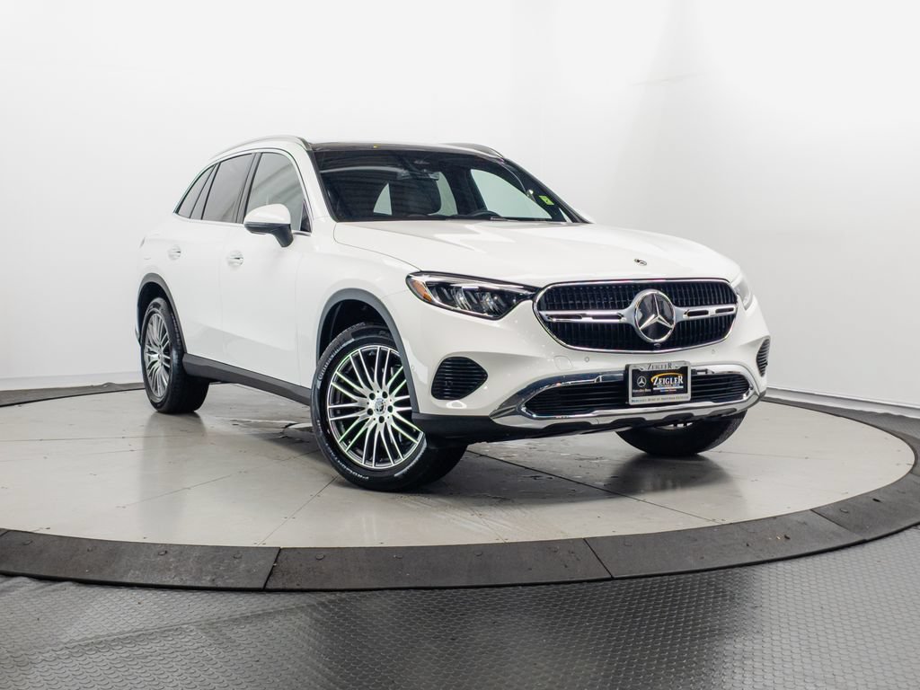 Certified 2026 Mercedes-Benz GLC 300 4MATIC image 1