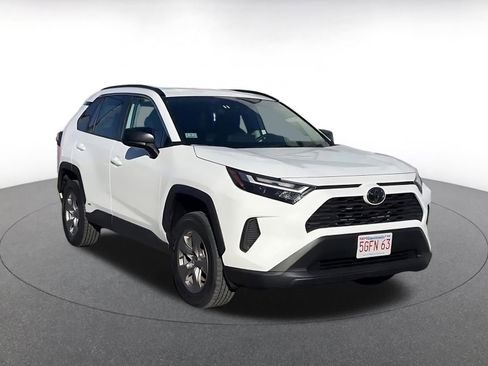 Used 2025 Toyota RAV4 LE image 3